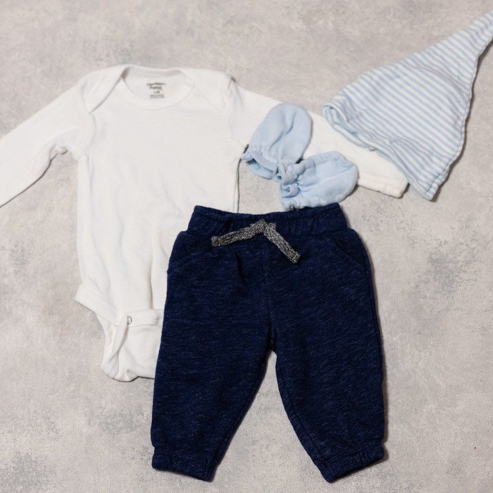 Bundled blue newborn outfit